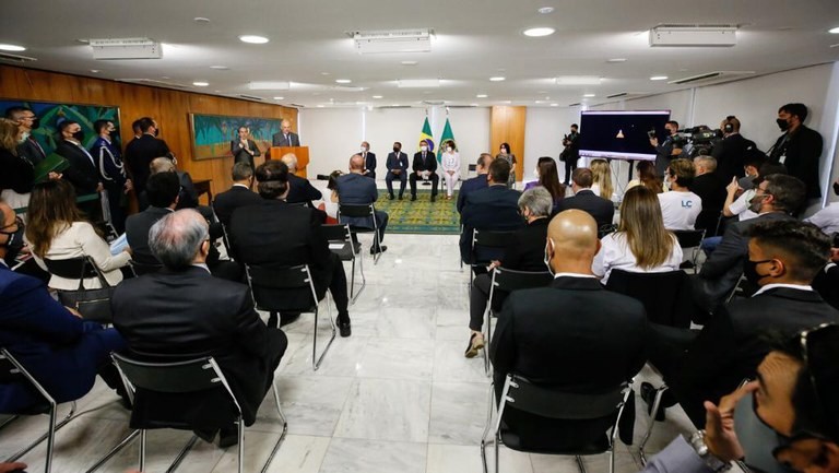 9758c2b9-4e5a-4446-9698-087e7cda76d2