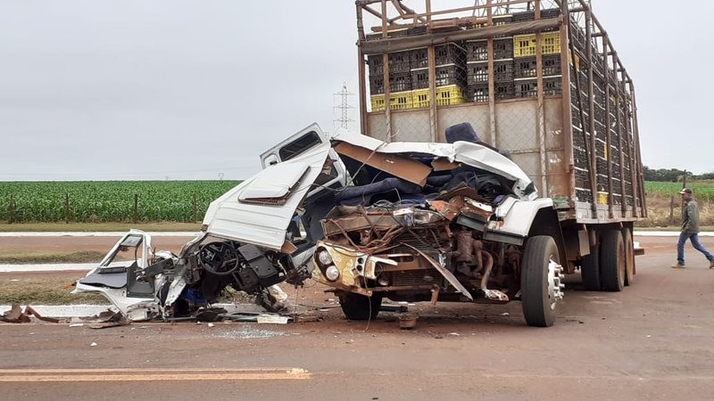 acidente_sidrolandia_caminhao_frango_2_widelg