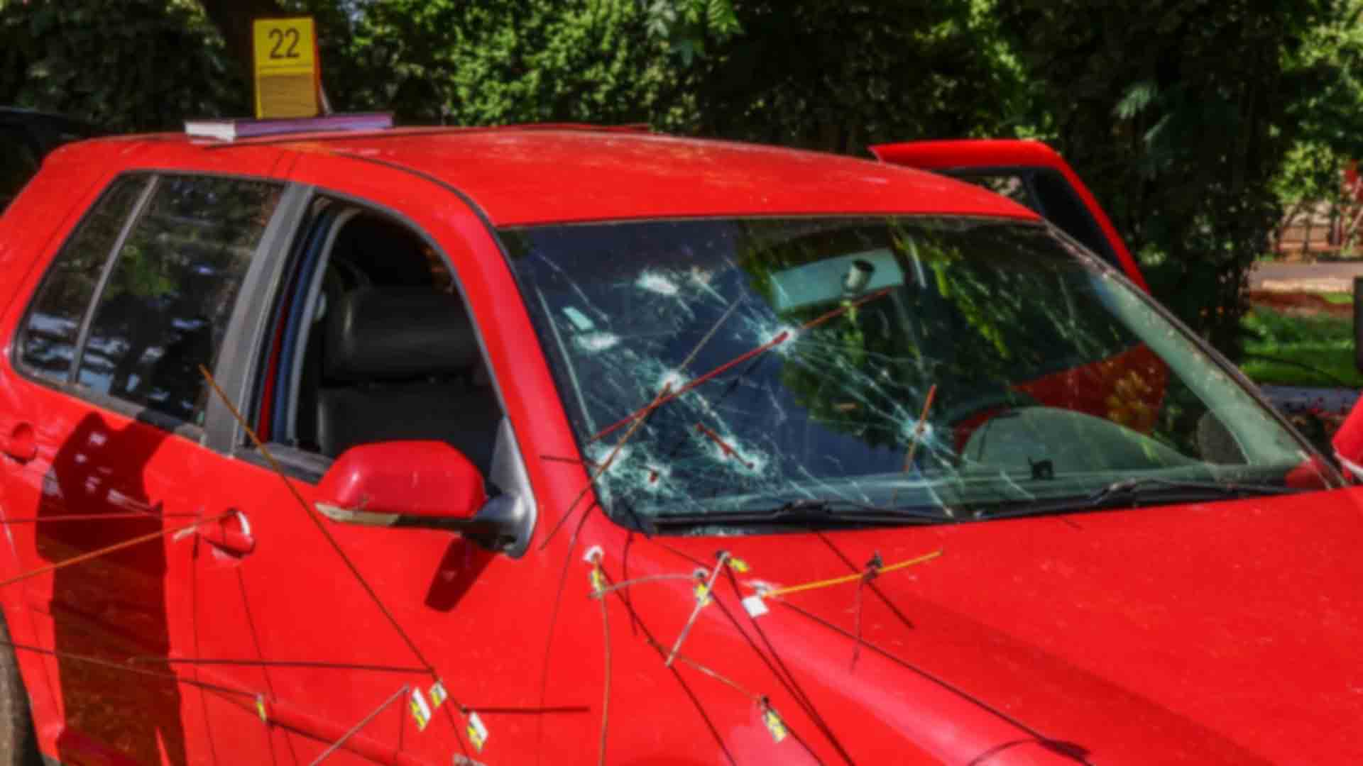 Carro-de-policial-alvejado_Alicce-Rodrigues-Midiamax