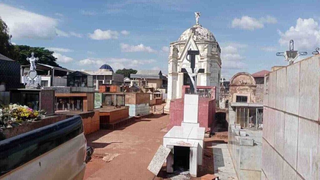 Furtos-cadaveres-ponta-3 (1)