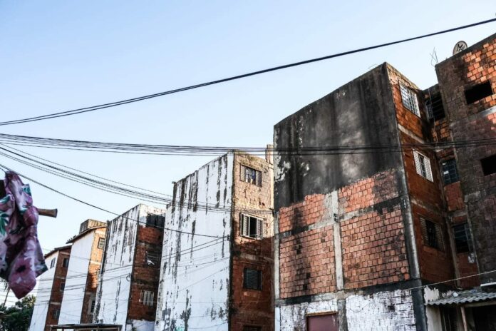 Carandiru_Ocupacao_Favela-Vertical_Foto-por-Henrique-Arakaki (1)