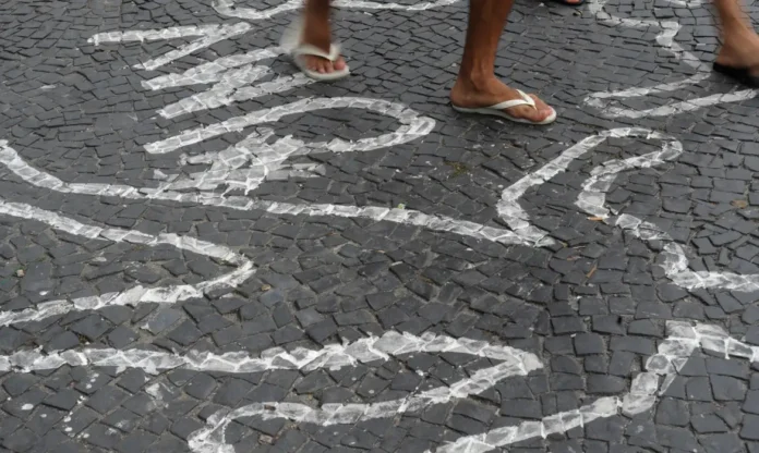 silhueta_de_corpos_primeira_0