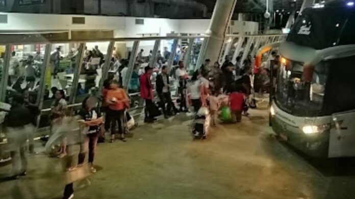 idosa-chega-morta-em-onibus-rodoviaria-2