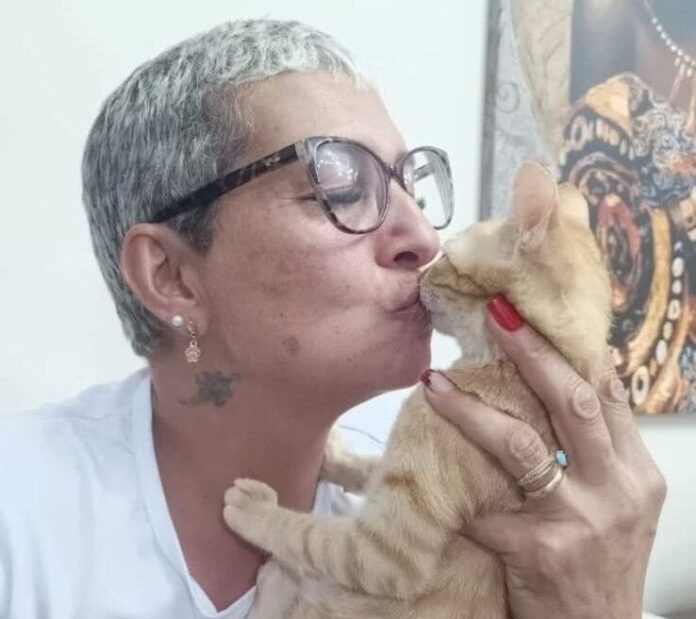 777d6d_0b89ef660a814fed9667c3ecb75d8f08mv2