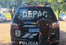 Homem é preso após perseguir mulher com faca e ela relatar abuso sexual