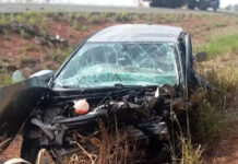 Dois morrem em batida frontal entre carros na rodovia em Aparecida do Taboado