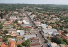 Vizinho leva facadas e fica em estado grave ao socorrer mulher agredida pelo ex