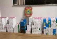 Soldado da PM e comparsa são presos pela PF com 650 celulares sem nota fiscal