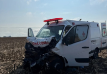 Paciente em tratamento de câncer morre após colisão de ambulância em rodovia